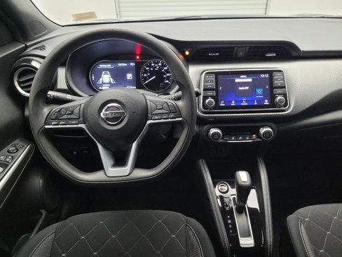 Used 2020 Nissan Kicks SV image 22