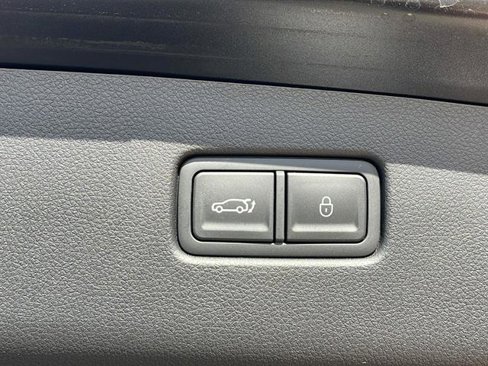 New 2025 Genesis GV70 2.5T w/ Select Package image 33