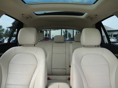 Certified 2022 Mercedes-Benz GLC 300 4MATIC w/ Premium Package Lite image 35