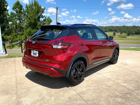 Used 2023 Nissan Kicks SR image 6