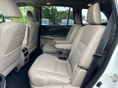 Used 2017 Honda Pilot Elite image 15