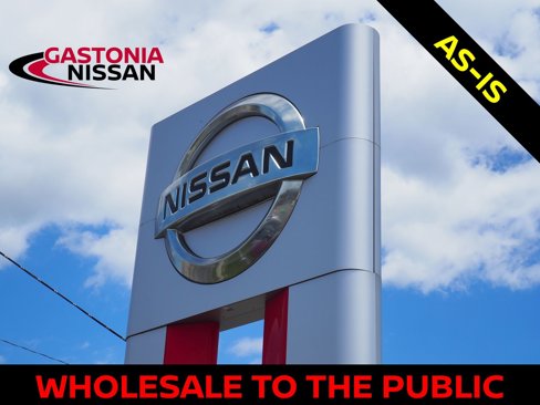 Used 2015 Nissan Pathfinder SV image 11