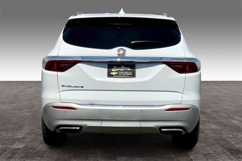 Used 2022 Buick Enclave Essence image 5