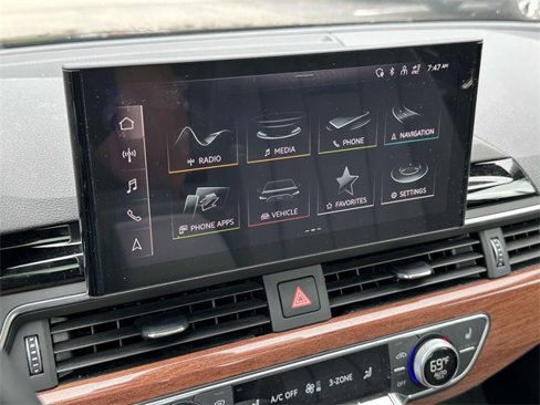 Used 2022 Audi A4 2.0T Premium Plus image 29