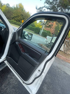 Used 2010 Ford Explorer Limited image 20