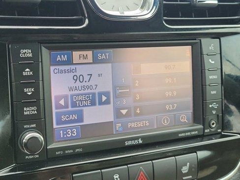 Used 2013 Chrysler 200 Limited image 11