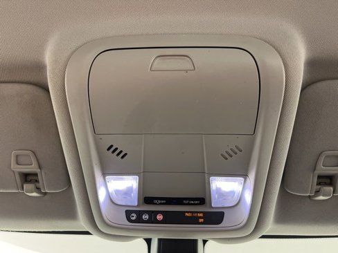 Used 2018 Chevrolet Equinox LS image 33