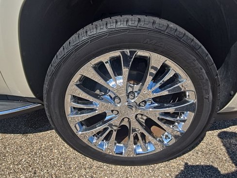 Used 2012 Cadillac Escalade ESV Luxury image 48