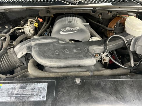 Used 2003 Chevrolet Avalanche 4x4 w/ Suspension Package, Off-Road image 22