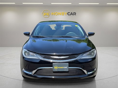 Used 2016 Chrysler 200 Limited image 30