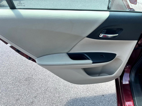 Used 2016 Honda Accord LX image 14