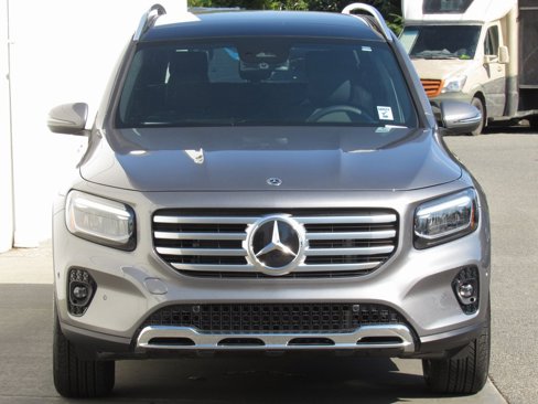 New 2026 Mercedes-Benz GLB 250 4MATIC image 3
