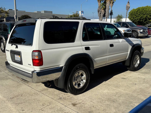 Used 2000 Toyota 4Runner 2WD image 11