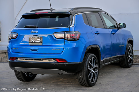 Used 2024 Jeep Compass Limited w/ Elite Group image 8