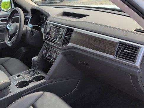 Certified 2023 Volkswagen Atlas SE image 14