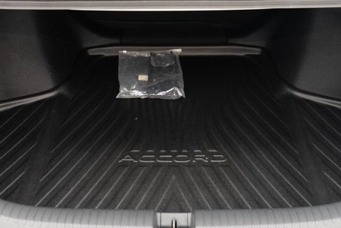 Used 2024 Honda Accord LX image 10