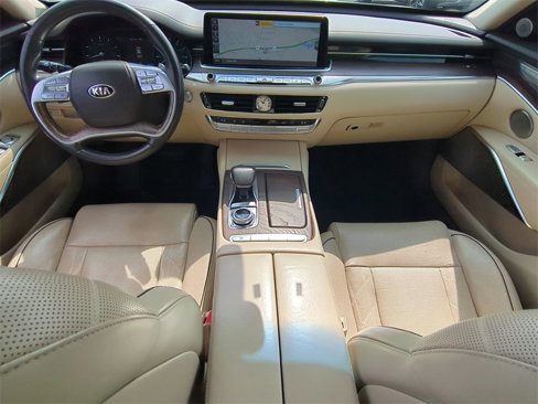 Used 2019 Kia K900 Luxury image 23