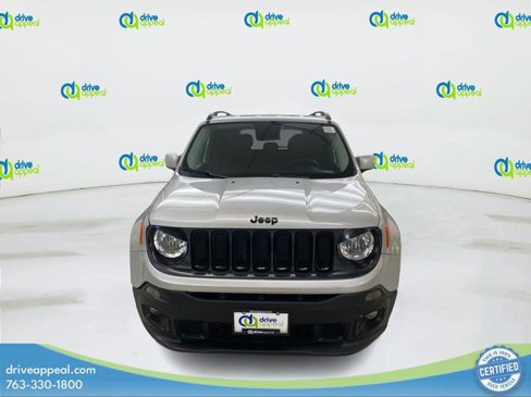Used 2017 Jeep Renegade Altitude image 2