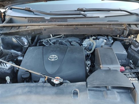 Used 2018 Toyota Highlander Plus image 35