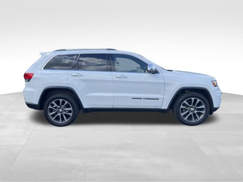 Used 2018 Jeep Grand Cherokee Limited w/ Trailer Tow Group IV image 8
