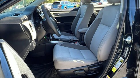 Used 2018 Toyota Corolla LE image 16