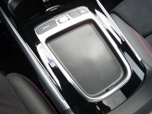 Certified 2024 Mercedes-Benz GLB 250 4MATIC image 16