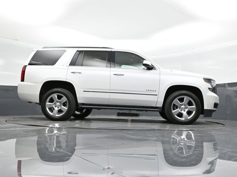 Used 2019 Chevrolet Tahoe LT w/ Luxury Package image 39