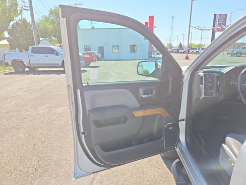 Used 2018 Chevrolet Silverado 1500 LTZ w/ LTZ Plus Package image 34