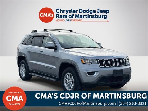 Used 2019 Jeep Grand Cherokee Laredo image 1