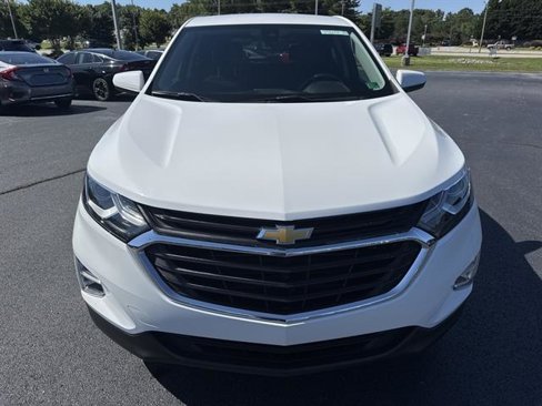 Used 2021 Chevrolet Equinox LT image 2