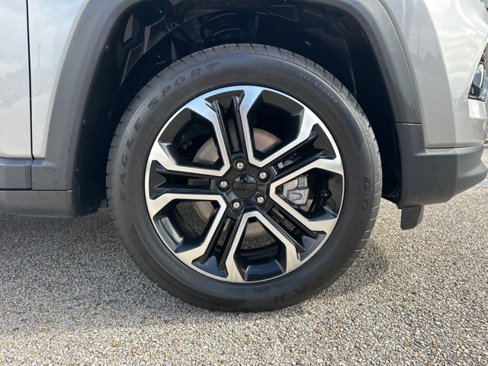 Used 2022 Jeep Compass Limited image 50