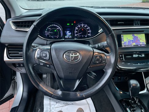 Used 2013 Toyota Avalon XLE Premium image 15