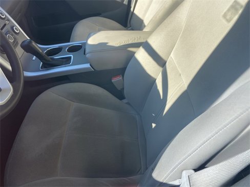 Used 2013 Ford Edge SE image 9