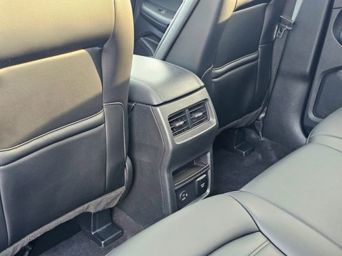 Used 2021 Ford Edge SEL w/ Convenience Package image 25