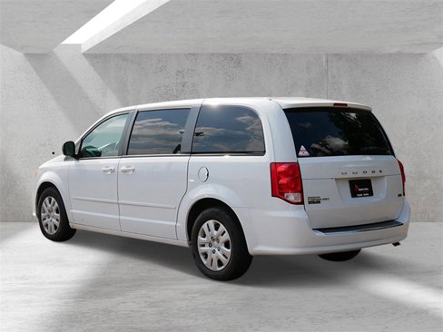Used 2016 Dodge Grand Caravan SE w/ Quick Order Package 29E SE image 4