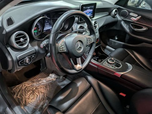 Used 2017 Mercedes-Benz C 300 4MATIC Sedan image 12