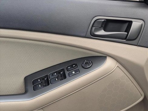 Used 2015 Kia Optima LX image 10