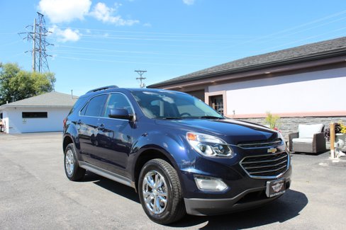 Used 2017 Chevrolet Equinox LT w/ Convenience Package image 1