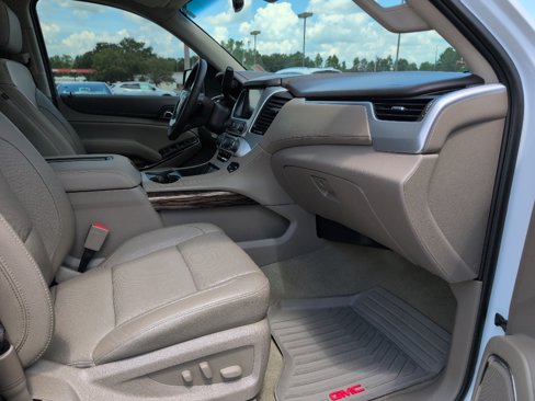 Used 2018 GMC Yukon SLT w/ Open Road Package image 12