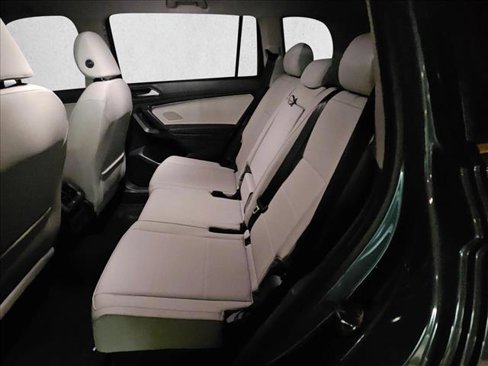 Used 2019 Volkswagen Tiguan SE image 20