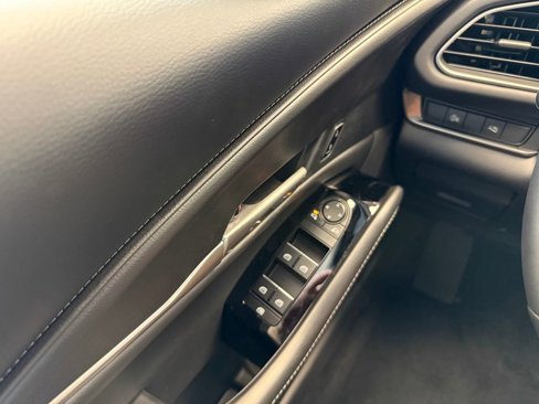 New 2025 MAZDA CX-30 AWD 2.5 S w/ Select Sport Pkg image 28