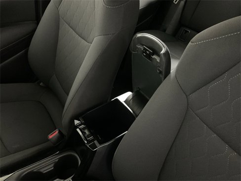 Used 2022 Toyota Corolla LE image 28