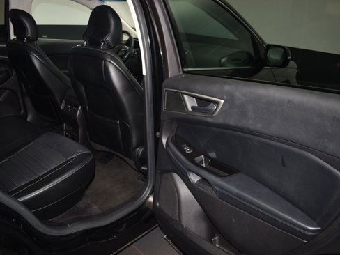 Used 2015 Ford Edge SEL w/ Equipment Group 201A image 16