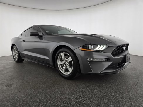 Used 2022 Ford Mustang Coupe image 13