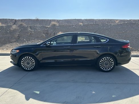 Used 2018 Ford Fusion Titanium image 4