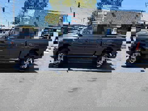 Used 2024 RAM 2500 Laramie w/ Safety Group image 8