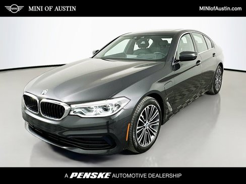 Used 2019 BMW 530e xDrive w/ Executive Package image 1