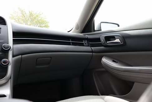 Used 2015 Chevrolet Malibu LS image 33