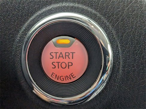 Used 2020 Nissan Pathfinder SL image 25