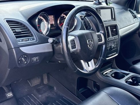 Used 2018 Dodge Grand Caravan GT image 15